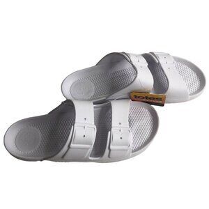 TOTES Women’s Sol Bounce Molded Buckle Slide SZ 11NEW WITH‎ TAG